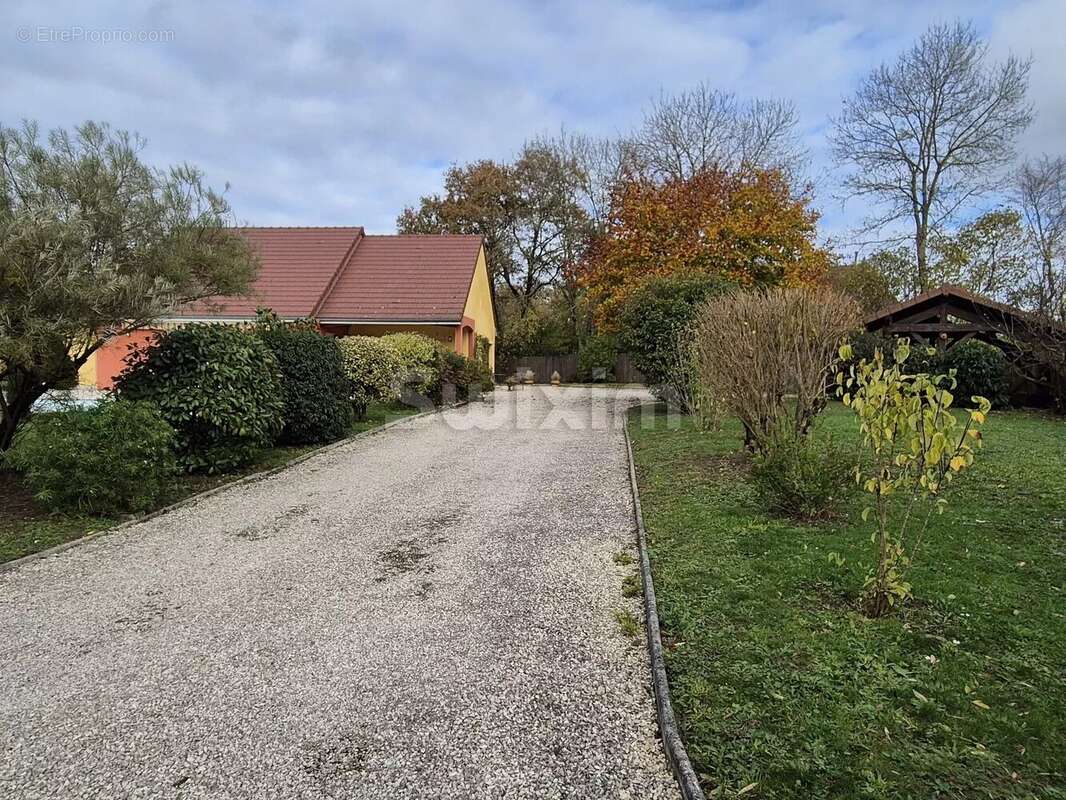 Maison à CHALON-SUR-SAONE