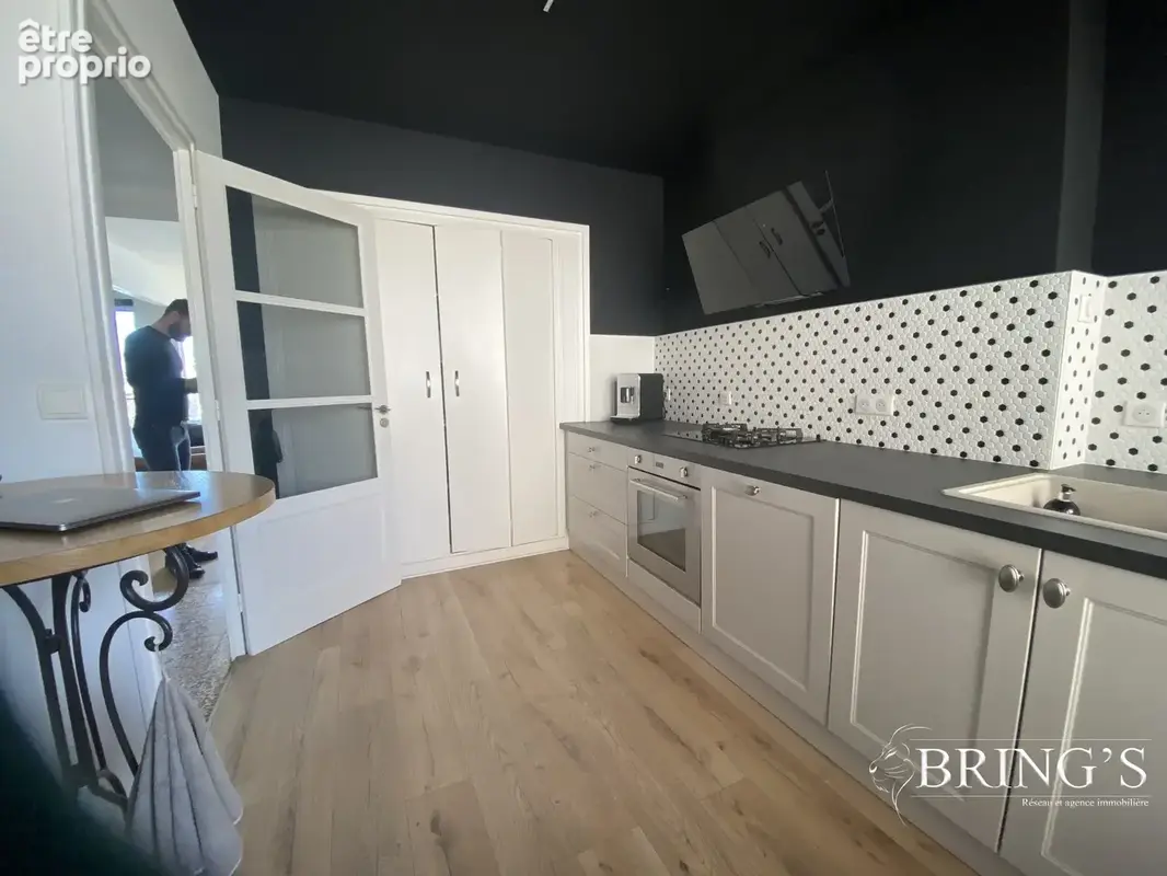 Appartement 7 pièces 160 m² à vendre à Macon (71000) - photo 3