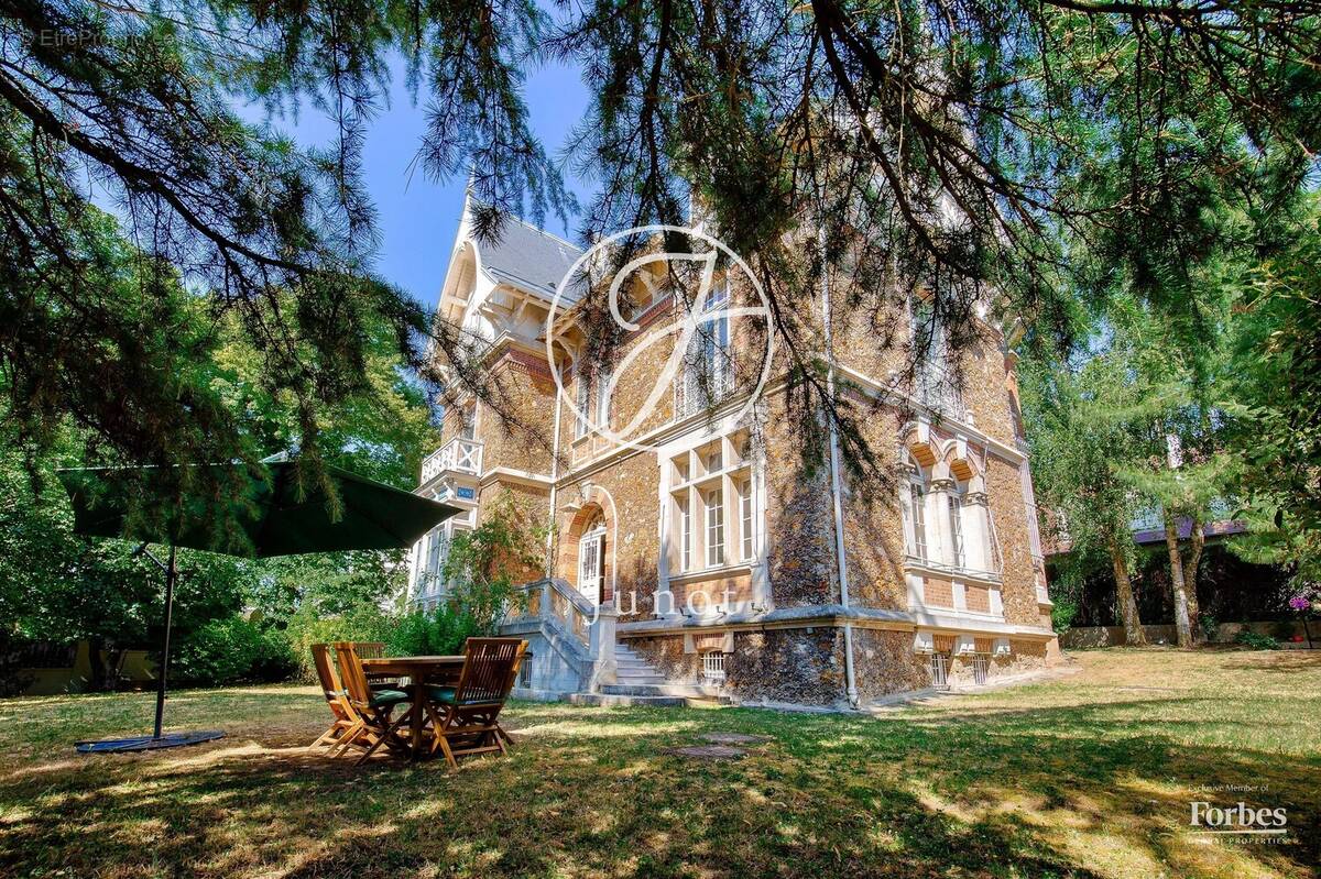 Maison à SEVRES