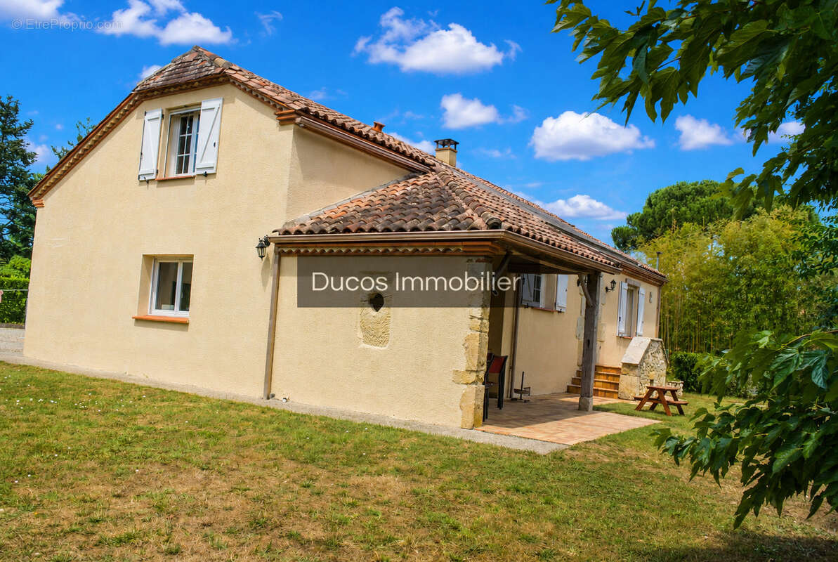 Ensemble immobilier avec maison principale et appartement indépendant - photo 3