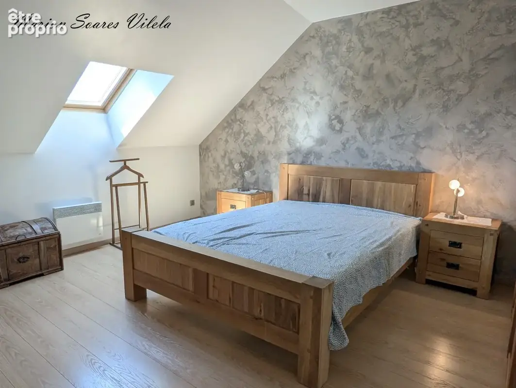 Immeuble- Local + beau duplex avec extérieur-CHAUMES-EN-BRIE centre - photo 8