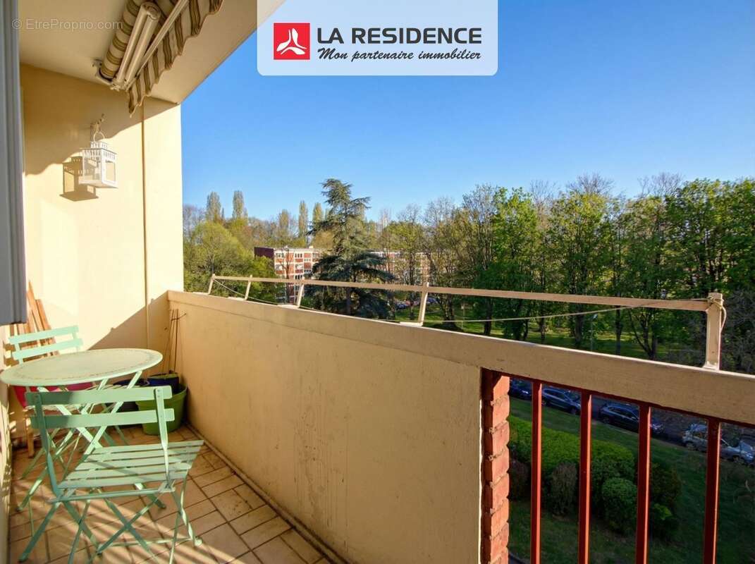 Appartement à VERNEUIL-SUR-SEINE