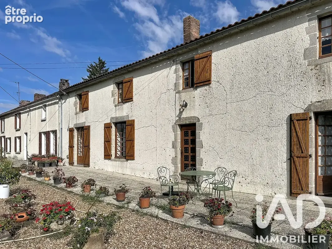 Photo 1 - Maison à NEUVY-BOUIN