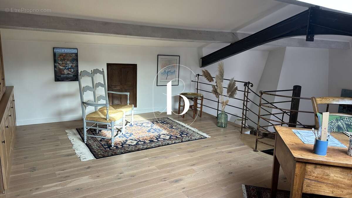 Maison à JOYEUSE