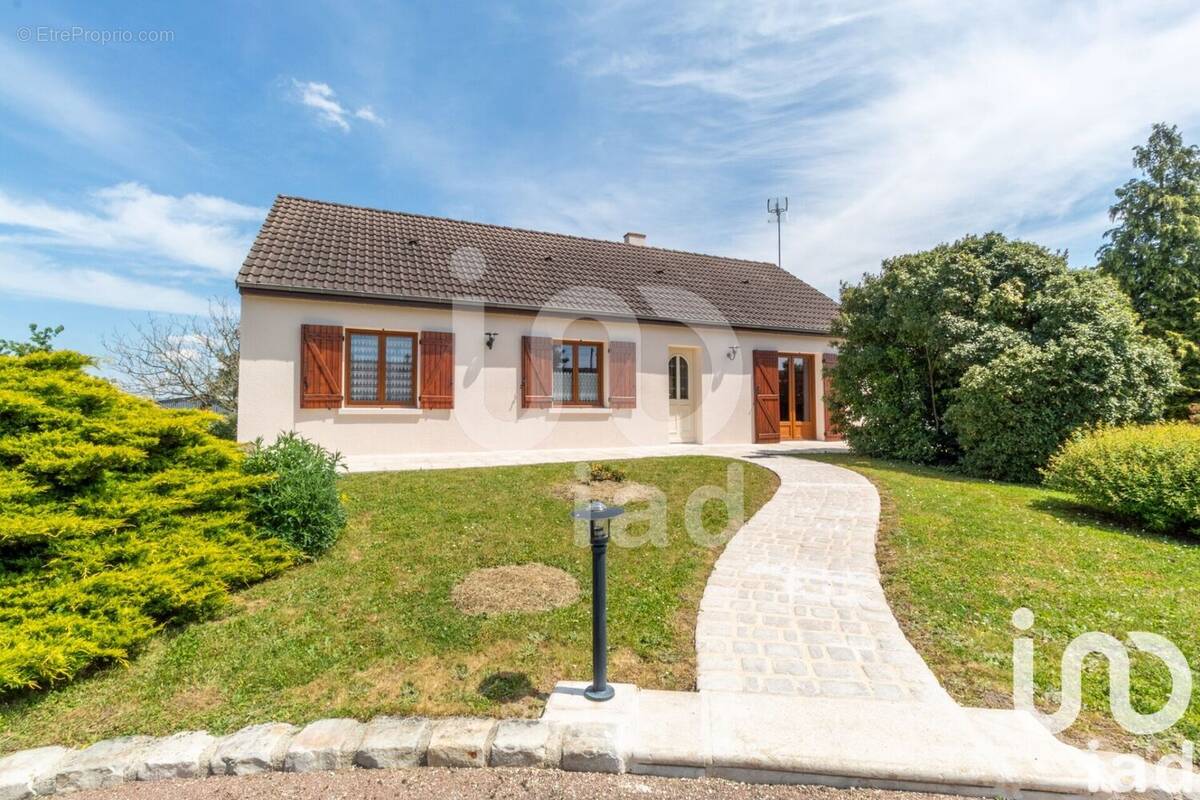 Photo 1 - Maison à LORRIS