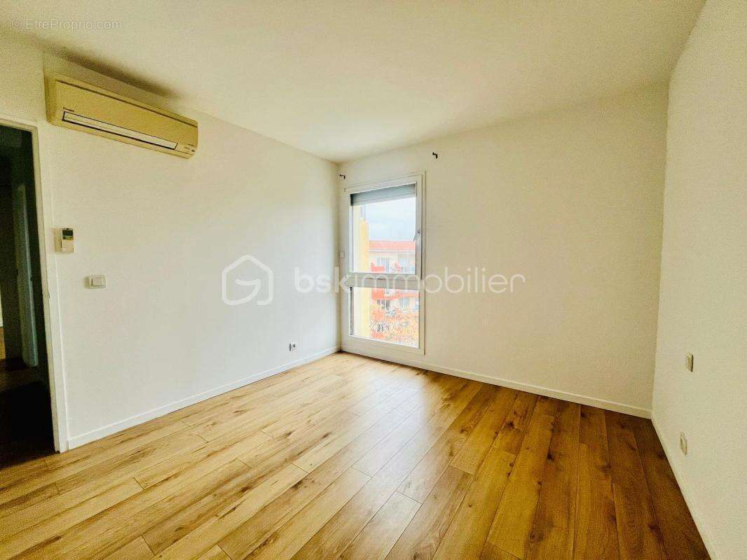 Appartement T3 lumineux - climatisé - 2 loggias  – Garage & cave – Perpignan - photo 3