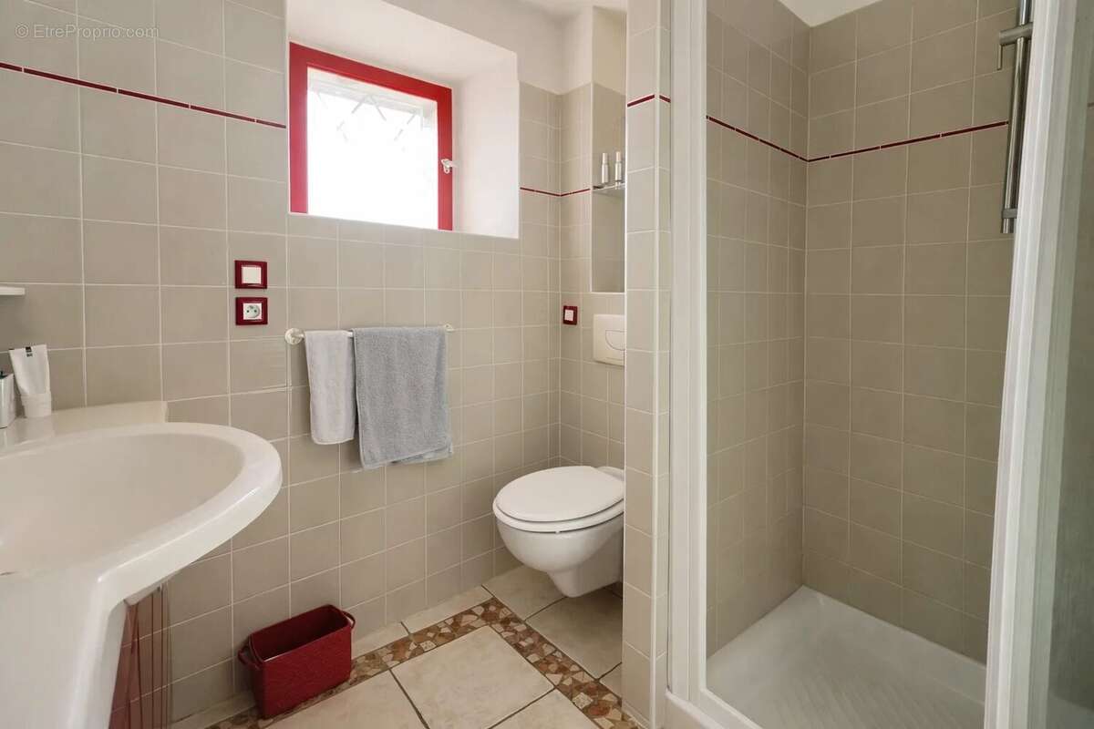 Maison à FONTENAY-TRESIGNY