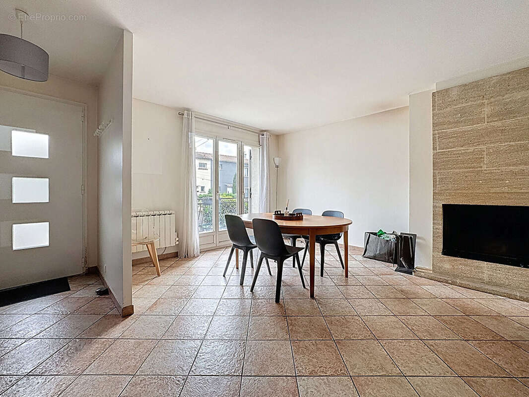 Maison à CHILLY-MAZARIN