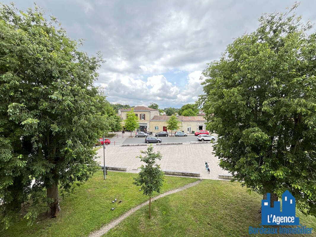 Appartement à VILLENAVE-D&#039;ORNON