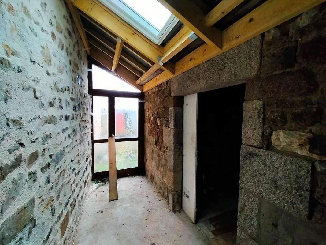 Maison à LIGNIERES-ORGERES