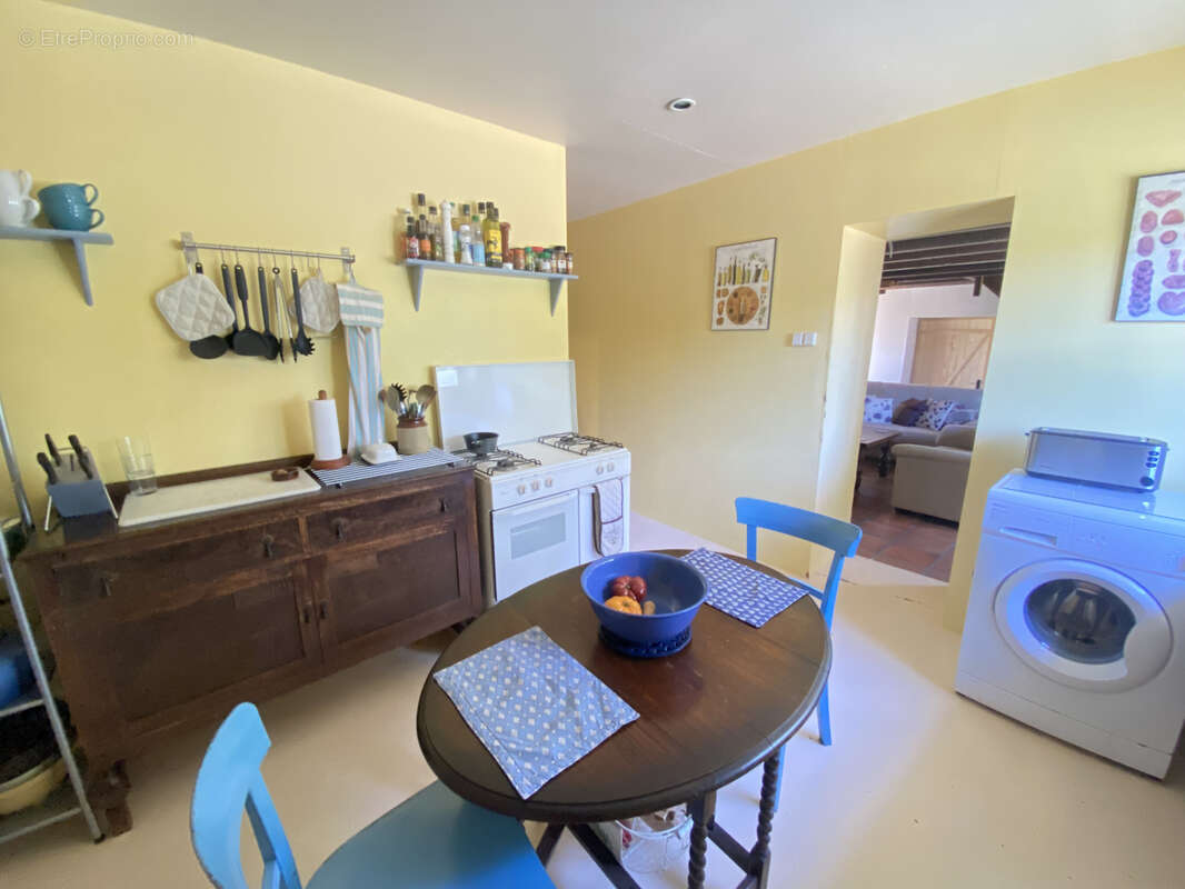 Maison à SAINTE-FLORENCE