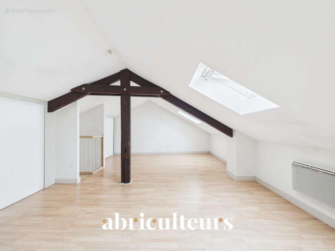 Duplex lumineux avec vue dégagée  à vendre à Bordeaux (33300) - photo 9