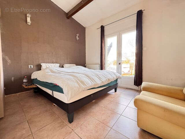 Maison à PEYROLLES-EN-PROVENCE