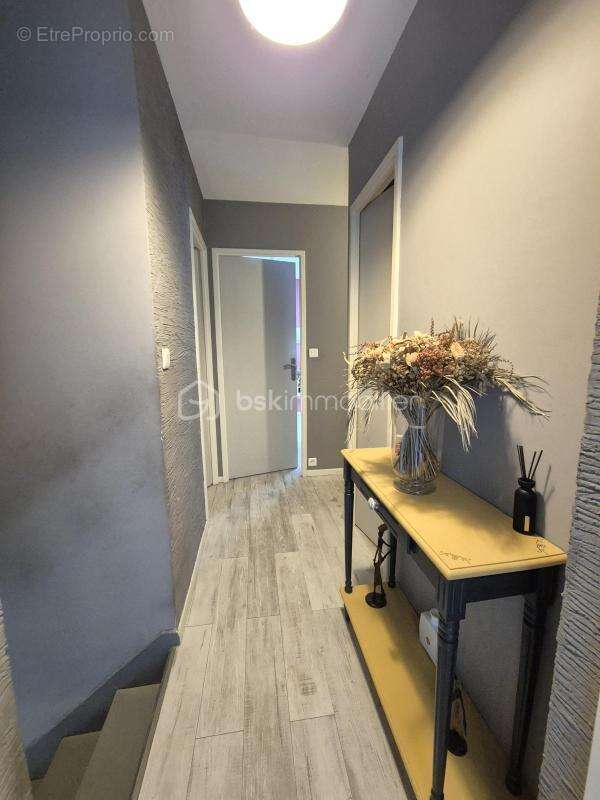 Appartement à COURCOURONNES