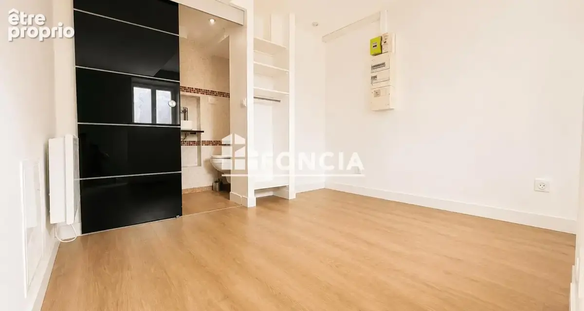 T1 BIS EN DUPLEX _ 20m2 rue d'Arras - photo 4