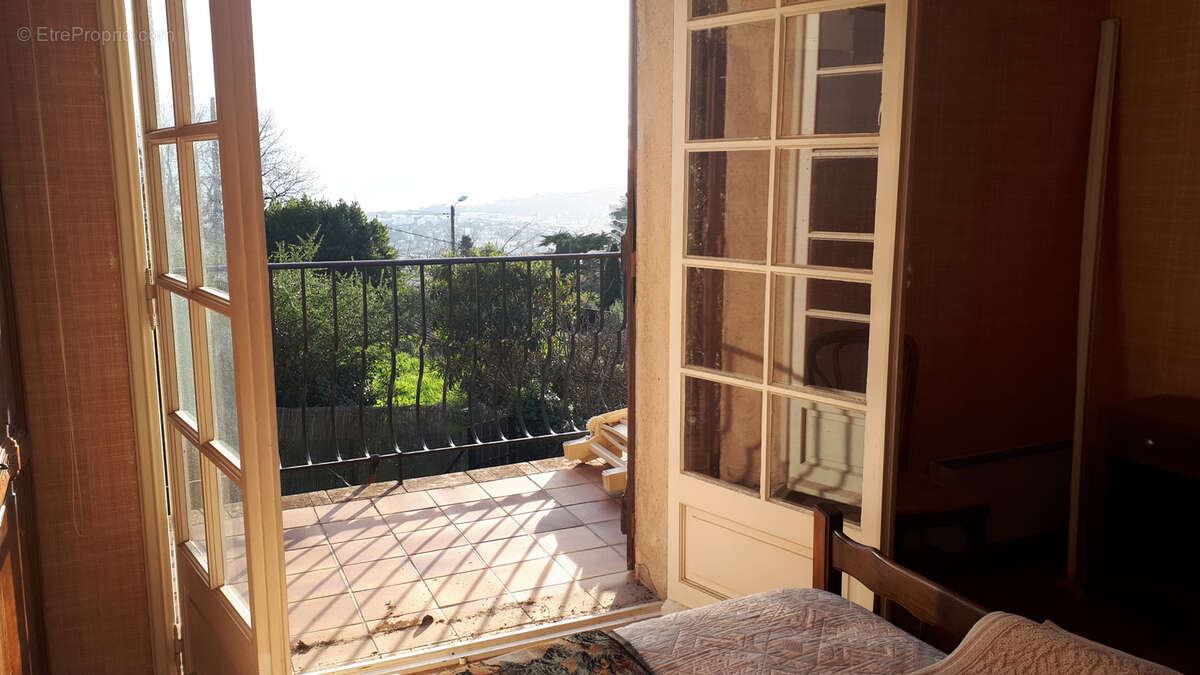 Maison à LE CANNET