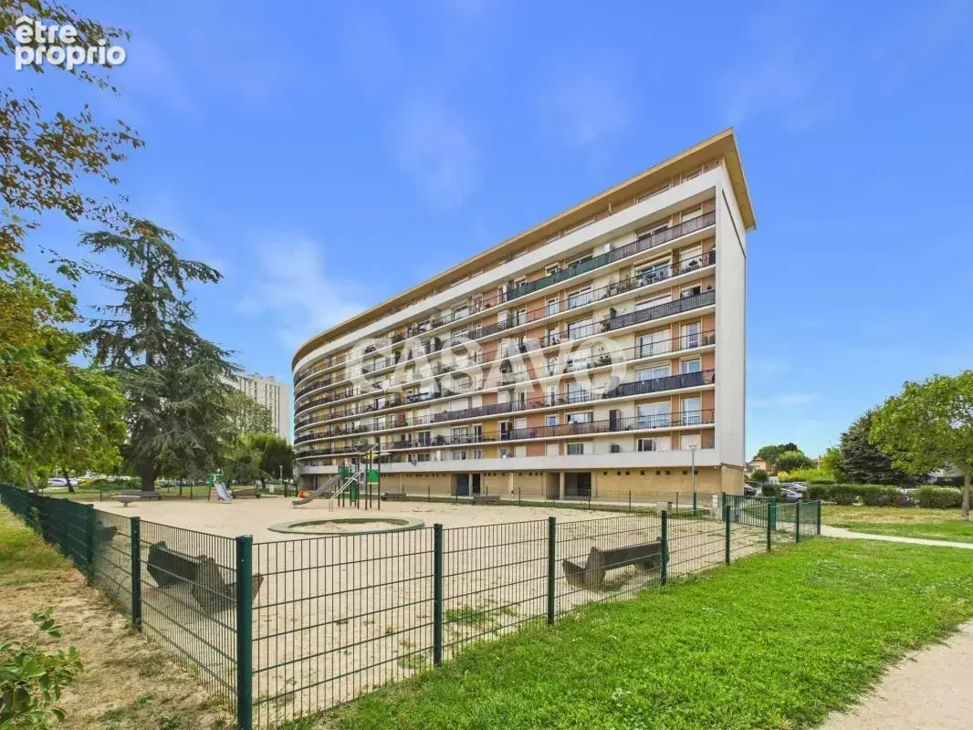 Vente Appartement 4 pièces de 79m² - 95600 Eaubonne - photo 14