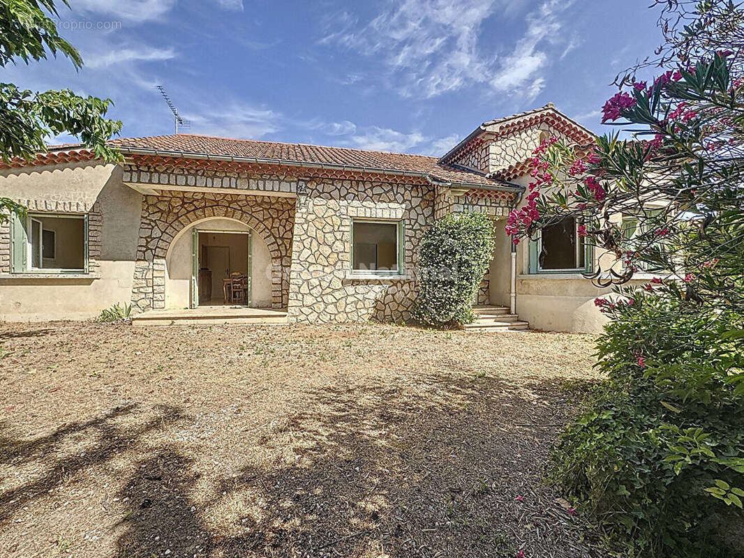 Maison à CHEVAL-BLANC