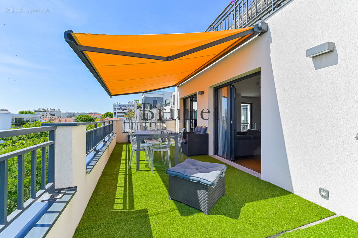 Appartement à SAINT-MAUR-DES-FOSSES