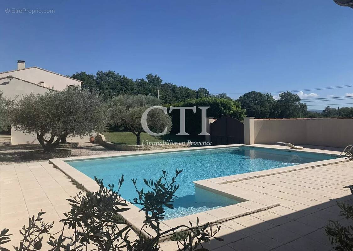 Maison à LE BARROUX