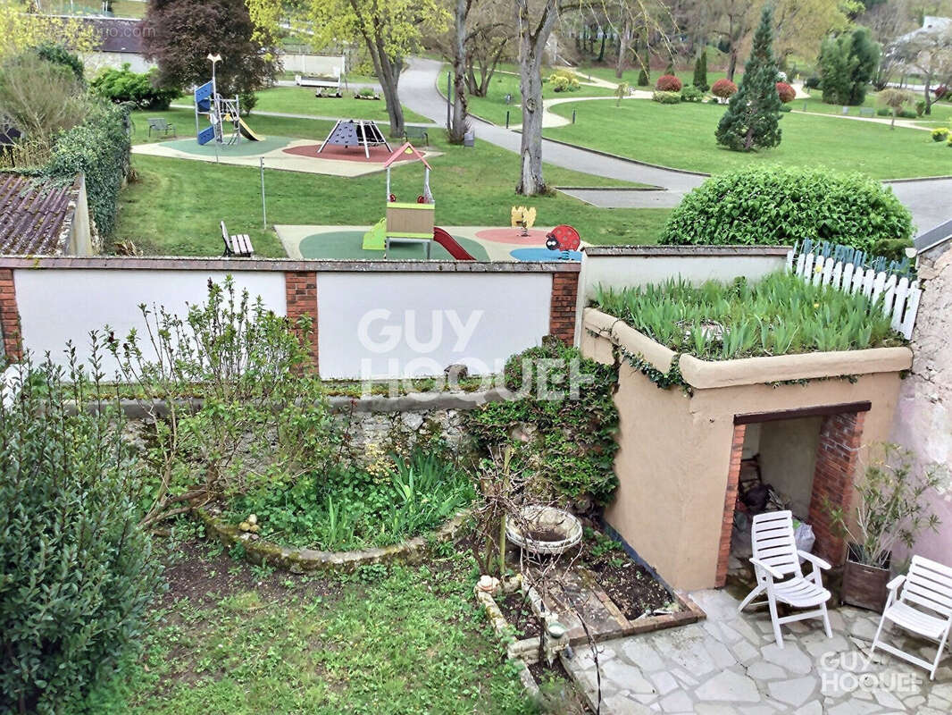 Maison à AUBERGENVILLE