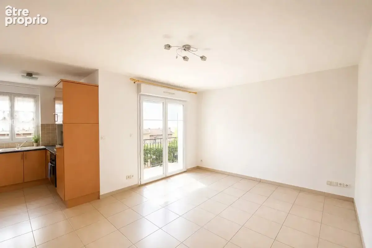 Résidence de standing – balcon – box – faibles charges - photo 2