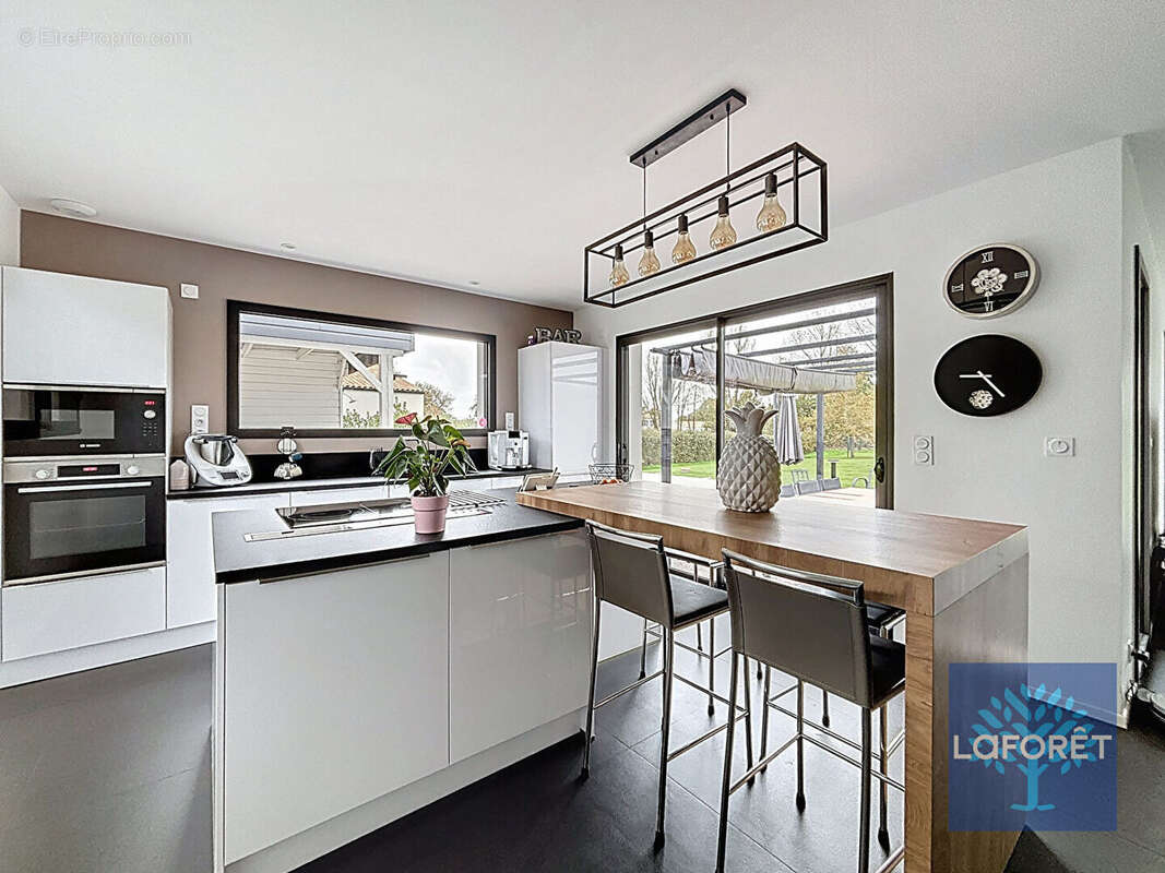 Maison à VENANSAULT