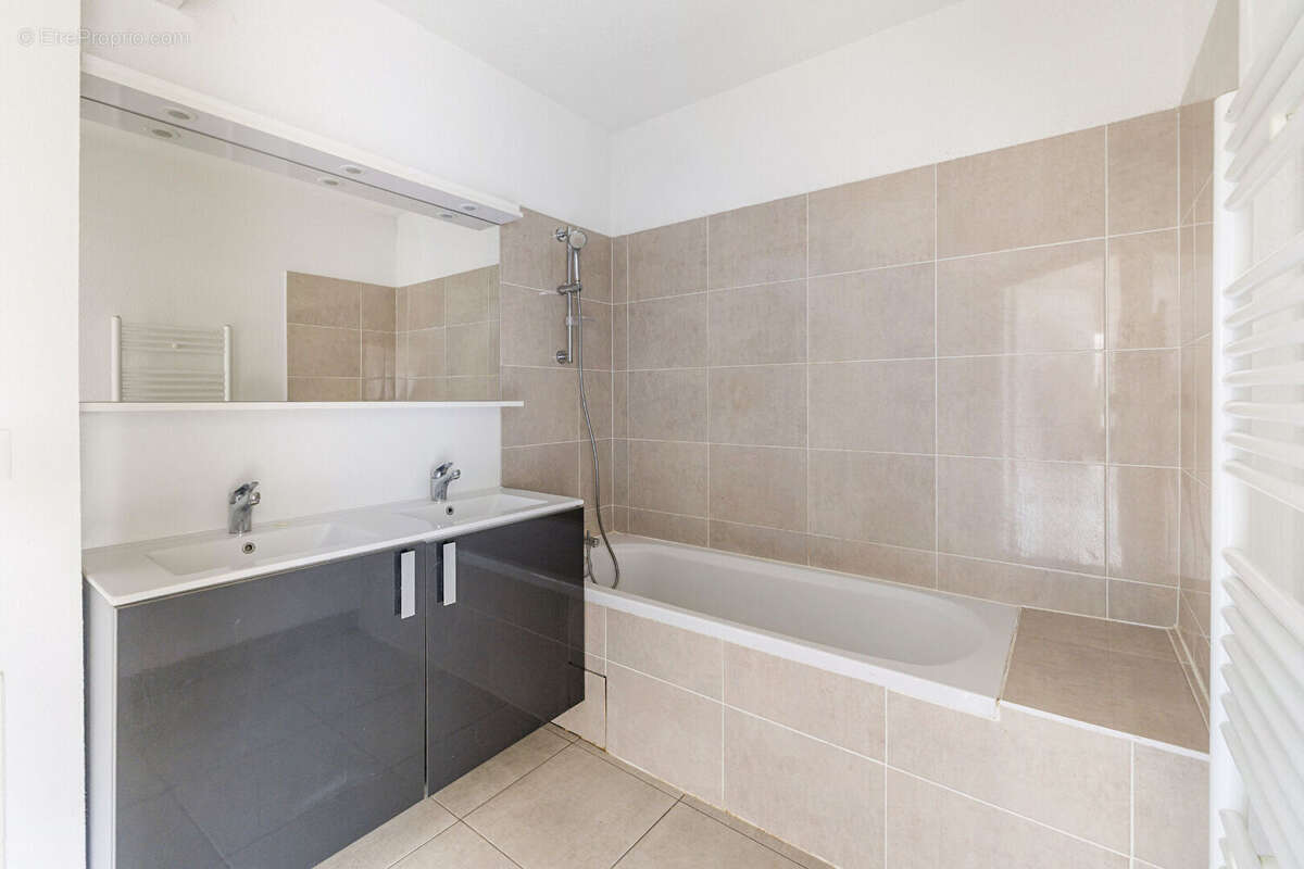 Appartement à BEGLES