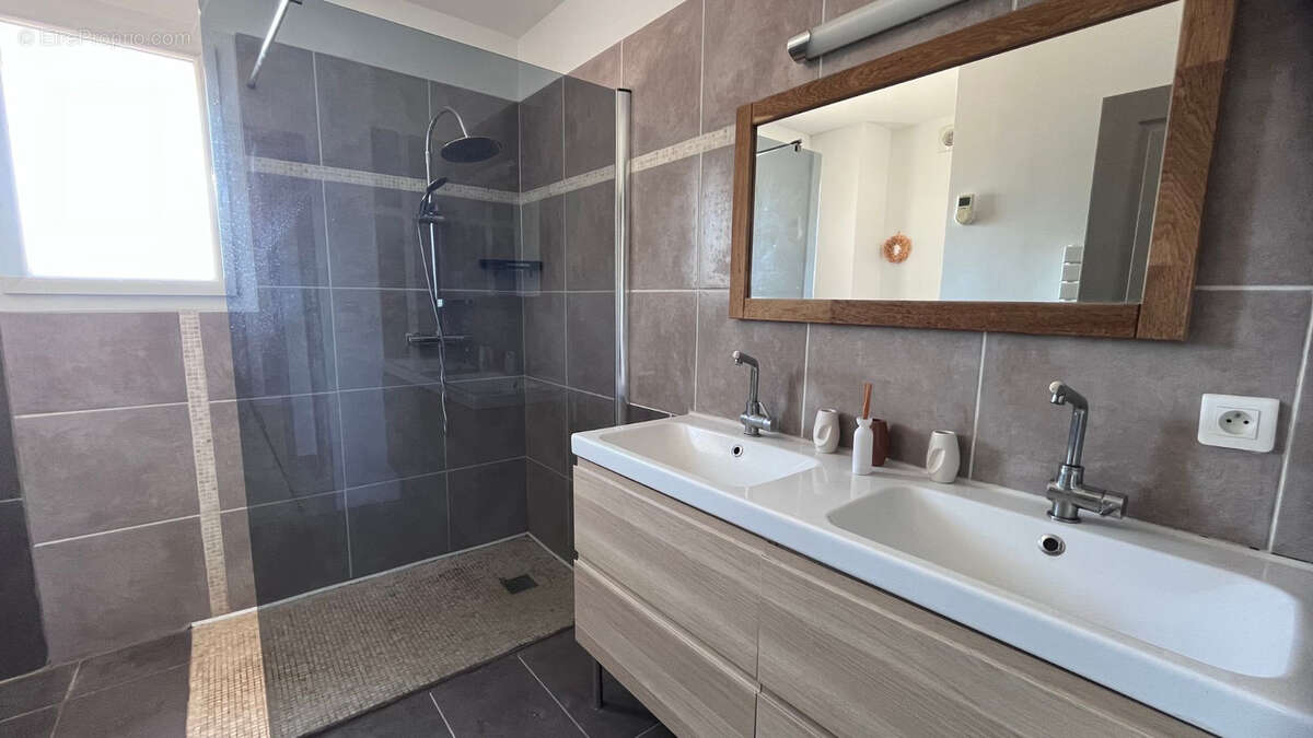 Maison 5 pièces 111 m2 - photo 11