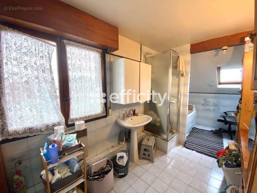 Maison à NEUILLY-PLAISANCE