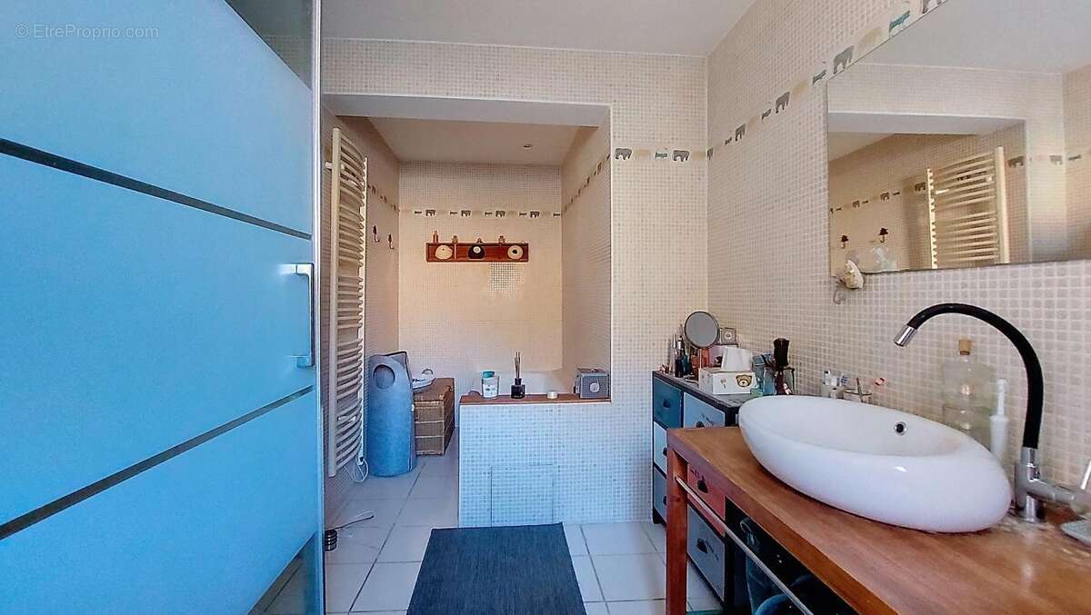 Maison - Plain pied - 3 Chambres - Garage - Jardin entièrement plat - Au calme - Proche centre village - photo 24