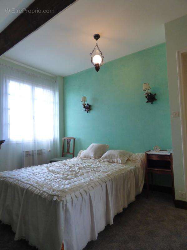 Maison à CHATEAUNEUF-EN-THYMERAIS