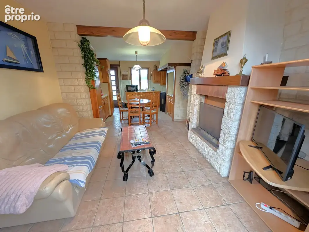 Maison de plain pied à vendre sur la commune des Ormes de 49m2 habitables avec jardin de 600m2 et garage - photo 9
