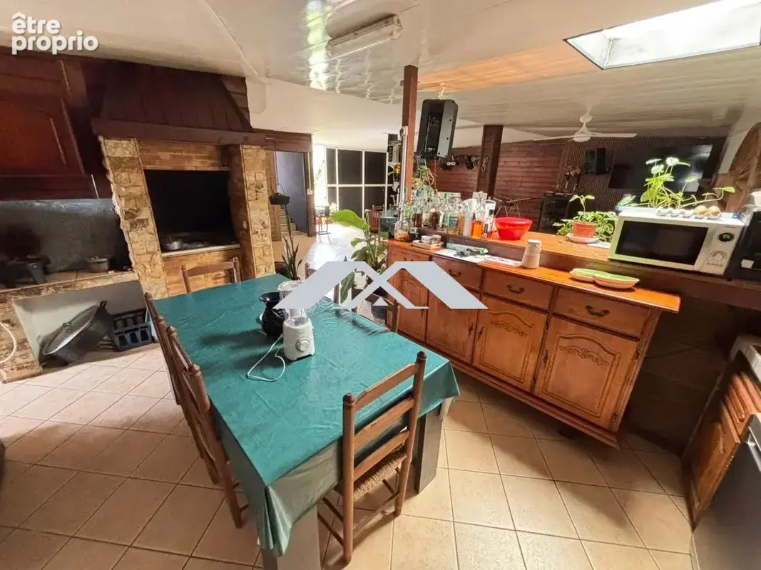 Appartement 190 m² à Petite-Ile  - photo 4