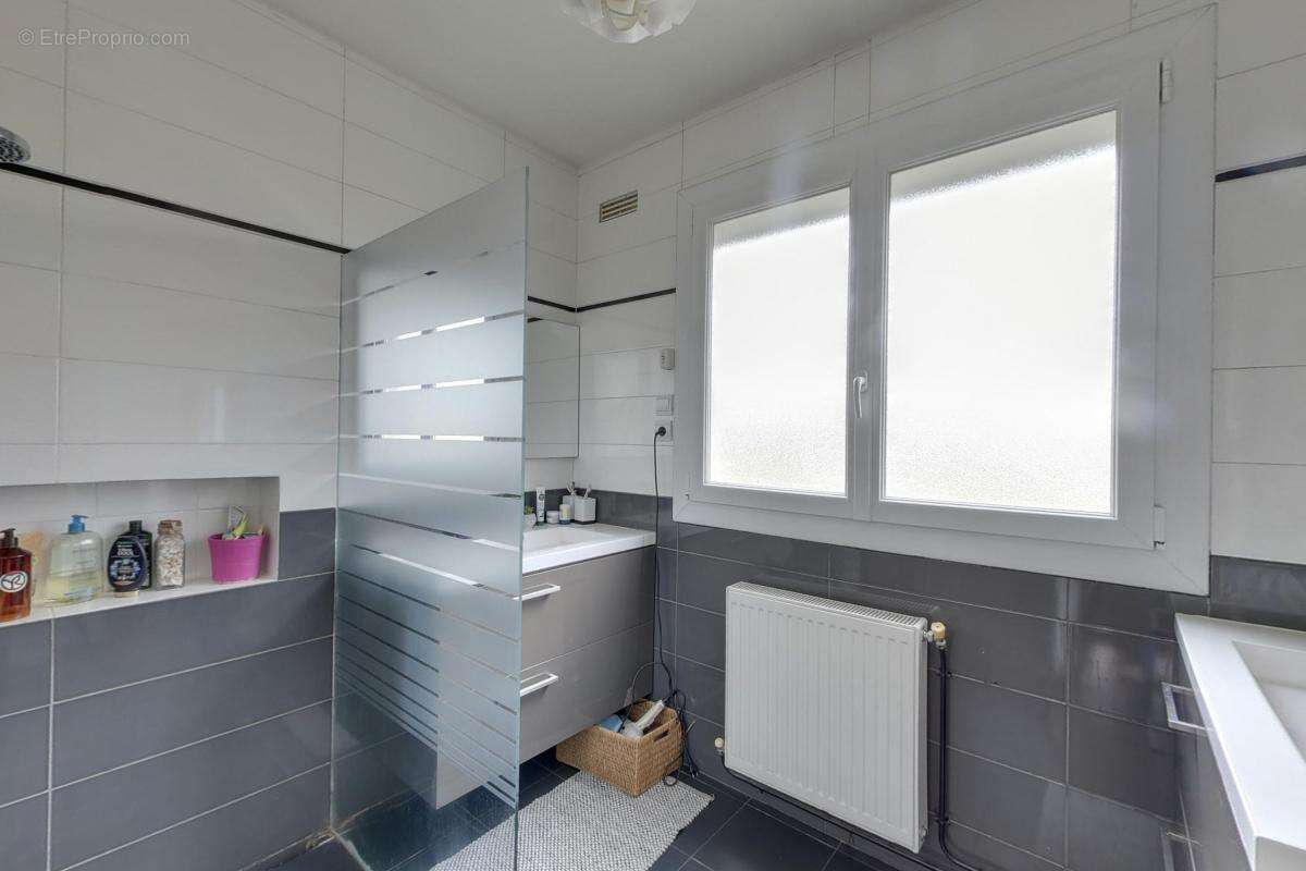 Maison à TREMBLAY-EN-FRANCE