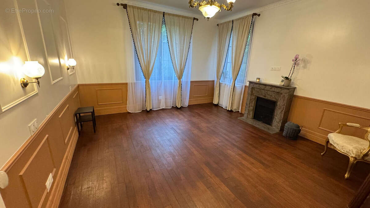 Maison à SAINT-CHRISTOPHE-EN-BAZELLE