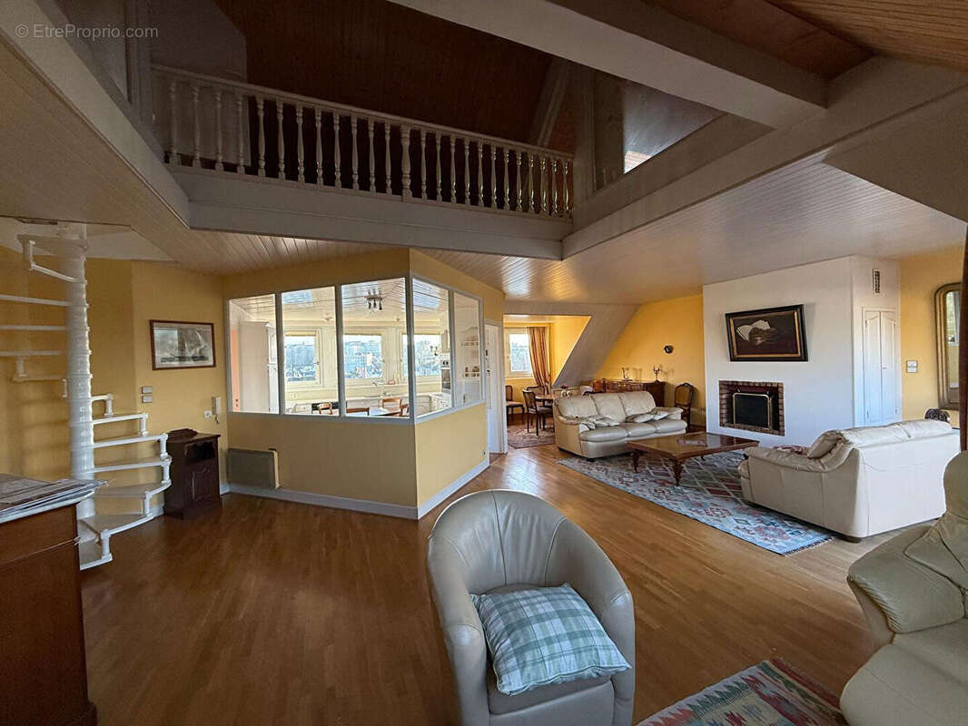 Appartement à QUIMPER
