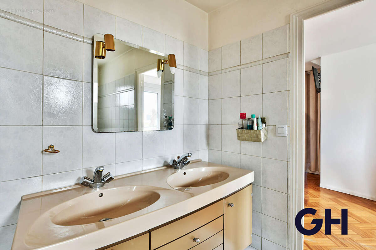 Maison à VILLEURBANNE