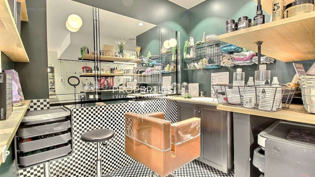 Commerce à LE LAVANDOU