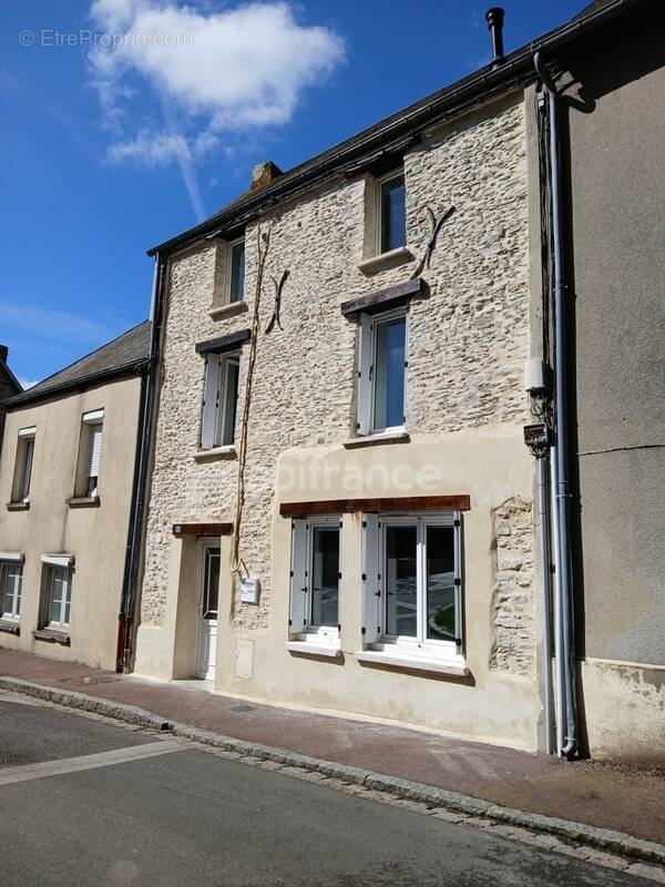 Maison à CAUMONT-L'EVENTE