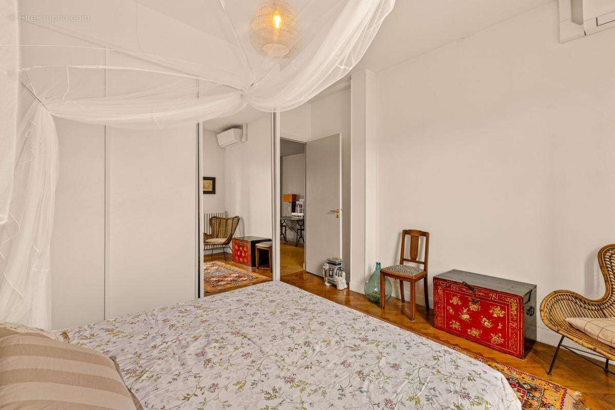 NICE Carré d'or 3P 77m² Dernier étage Balcon Grenier - photo 12
