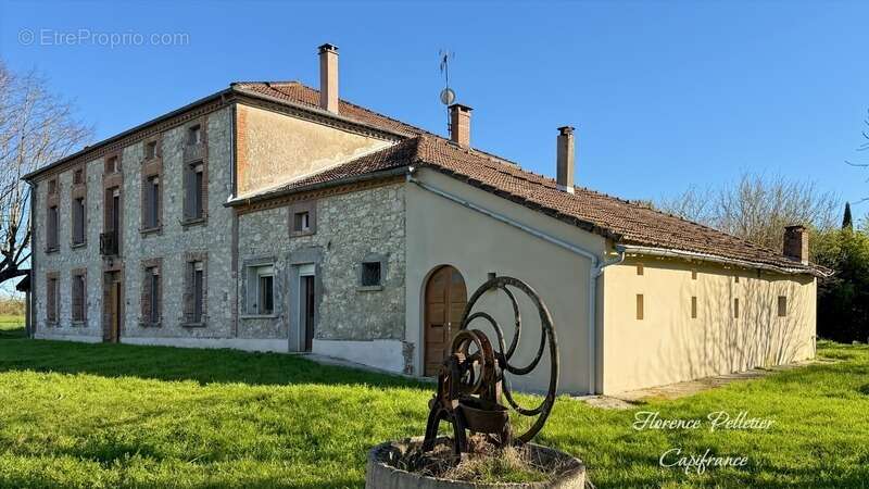 Maison à LAVAUR