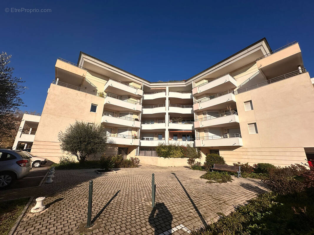 Appartement à AIX-EN-PROVENCE