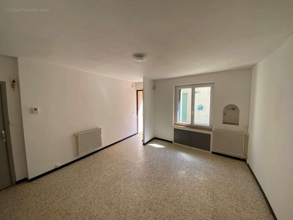 Maison à CONILHAC-CORBIERES