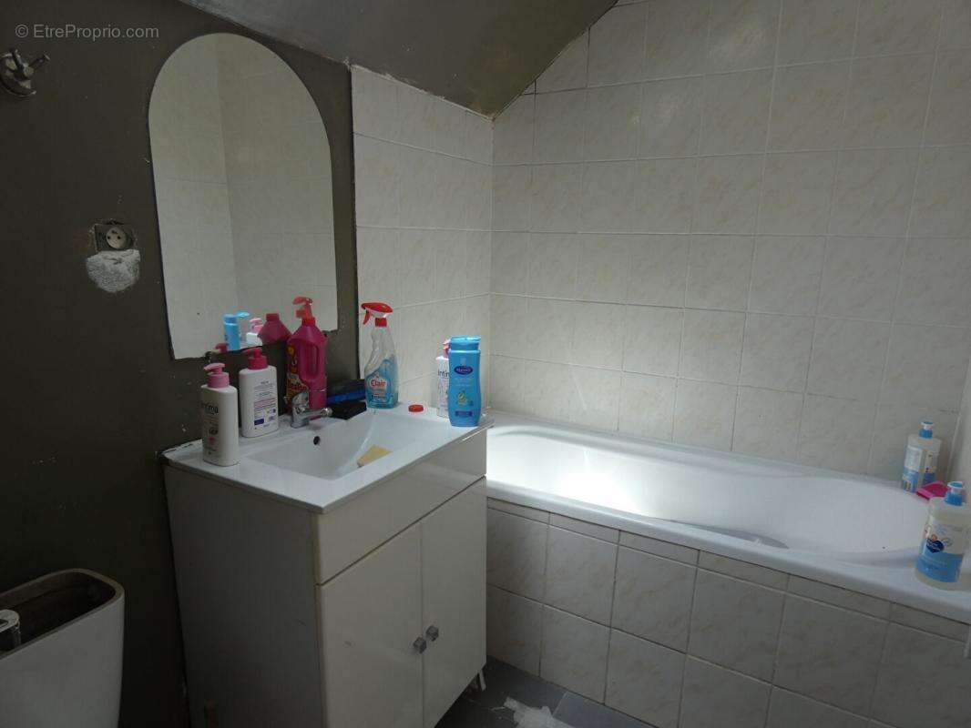 Appartement à IVRY-LA-BATAILLE