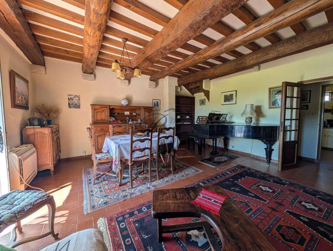 Maison à GRAMBOIS