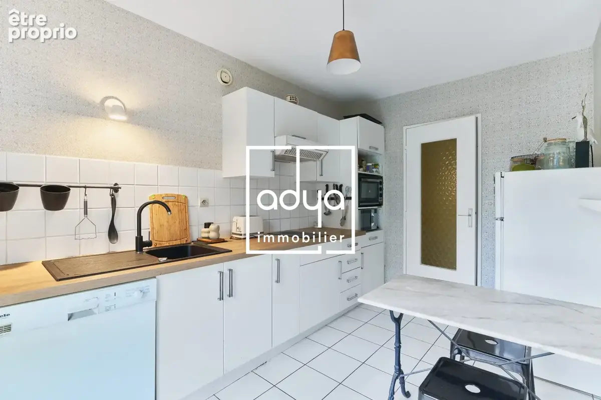 Appartement 5 pièces 98 m² à vendre à Rennes (35000) - photo 4