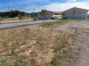 Terrain à PEYROLLES-EN-PROVENCE