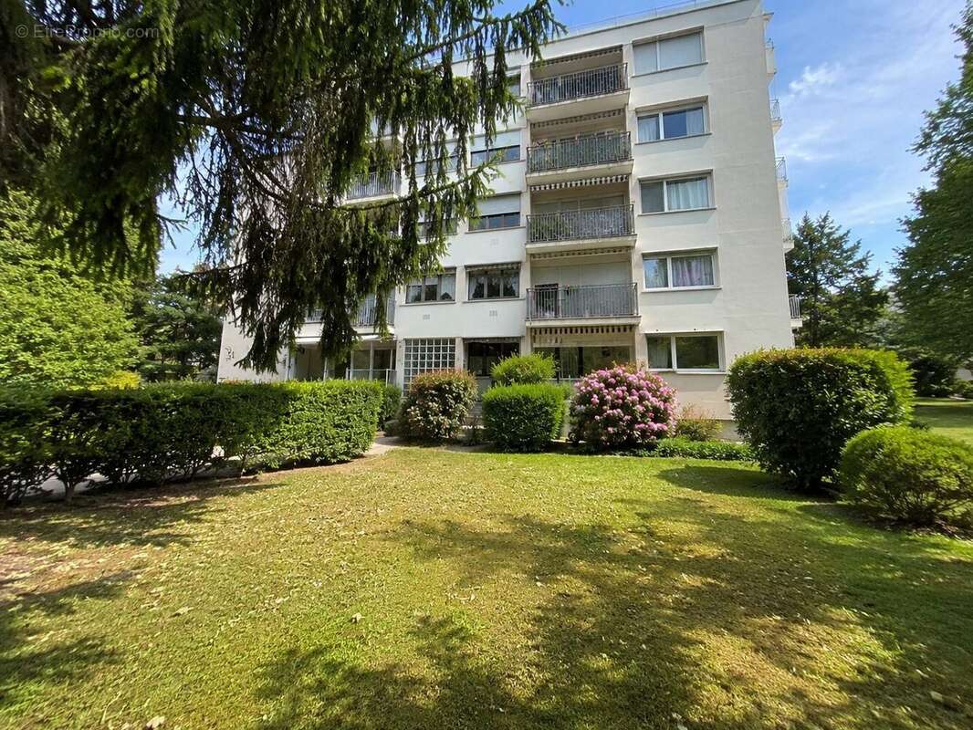 Appartement à CHENNEVIERES-SUR-MARNE
