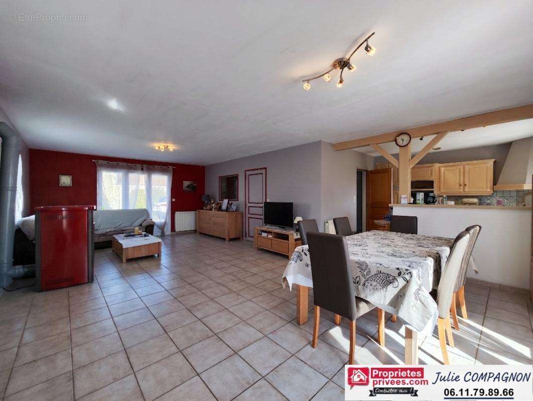 Maison familiale de 145 m² env. avec 4 chambres, garage et grand jardin - photo 7